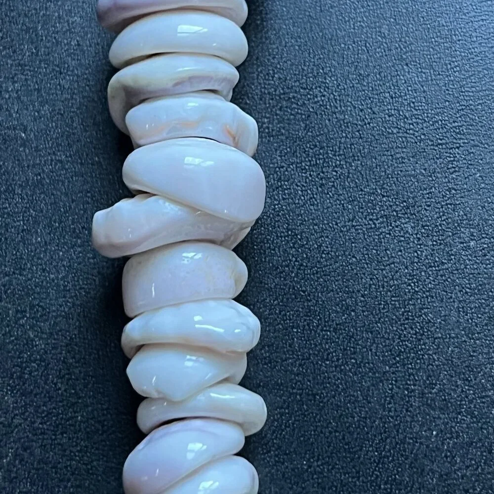 VINTAGE HAWAIIAN GENUINE PUKA SHELL NECKLACE EXTRA LARGE SHELLS  20